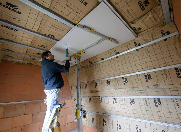 Installation faux plafond en plaques de plâtre Montgeron