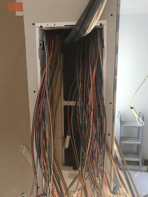 Gaine technique de logement en cours d'installation Montgeron